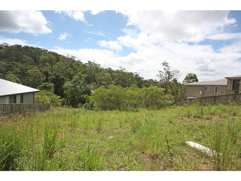 13 Castlereagh Cl, Pacific Pines QLD 4211