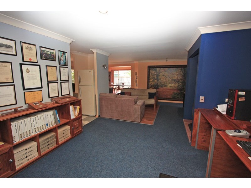 1 GALAPAGOS WAY, Pacific Pines QLD 4211