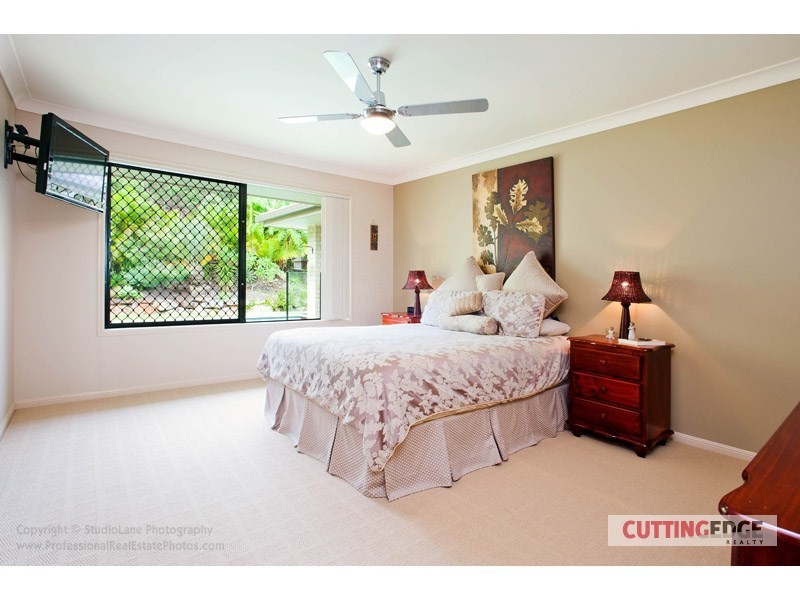 11 Sangster Cres, Pacific Pines QLD 4211