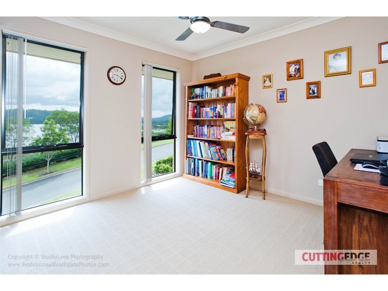 11 Sangster Cres, Pacific Pines QLD 4211