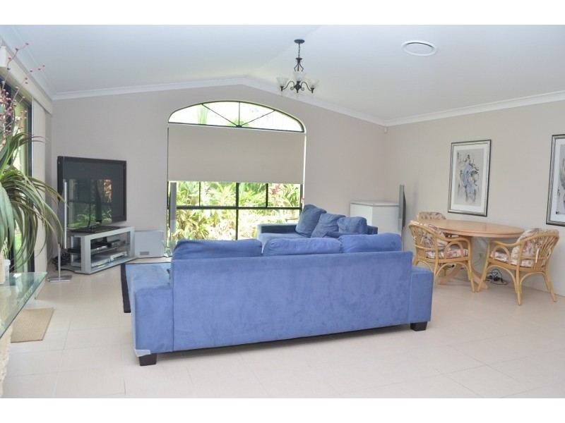 57 Laughlen Chase, Pacific Pines QLD 4211
