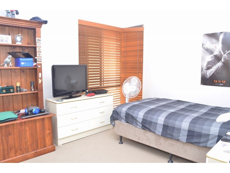 57 Laughlen Chase, Pacific Pines QLD 4211