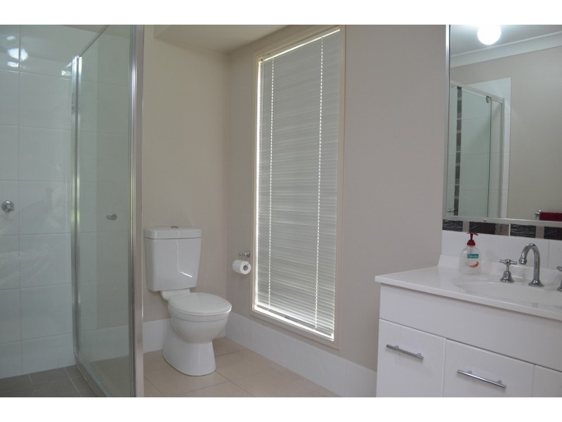 57 Laughlen Chase, Pacific Pines QLD 4211