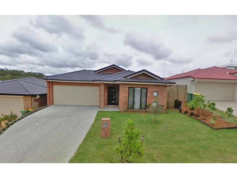 19 Barradeen Cct, Pacific Pines QLD 4211