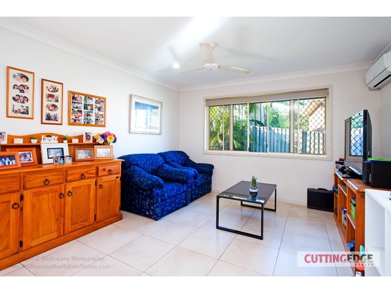 7 Malekula Rise, Pacific Pines QLD 4211