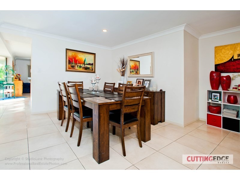 7 Malekula Rise, Pacific Pines QLD 4211