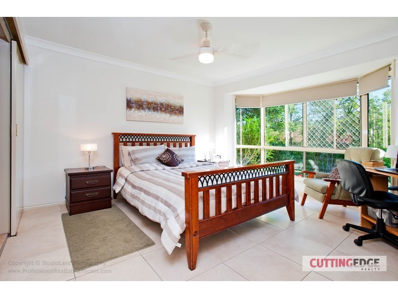 7 Malekula Rise, Pacific Pines QLD 4211