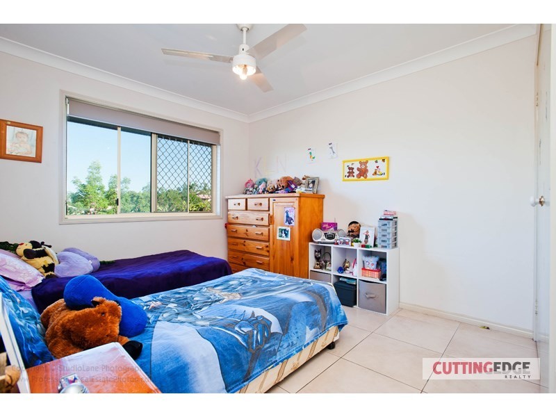 7 Malekula Rise, Pacific Pines QLD 4211