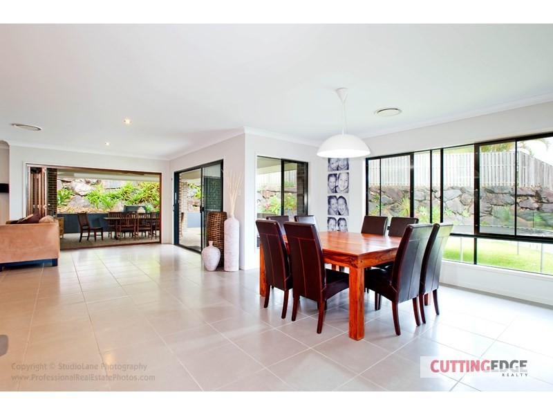 15 KABI Place, Pacific Pines QLD 4211