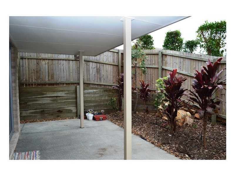 30 Carmarthen Circ, Pacific Pines QLD 4211