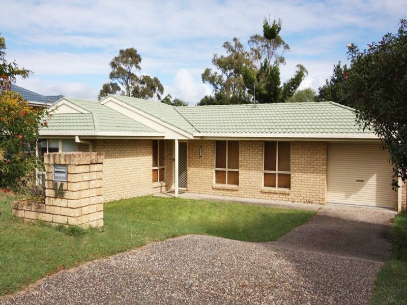 14 PINEVIEW DR, Oxenford QLD 4210