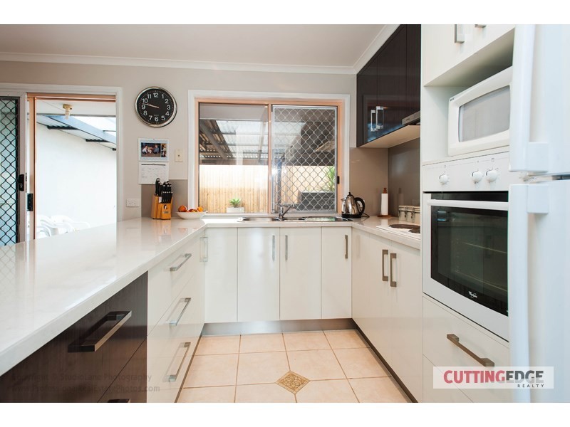 1/26 ARTISTS AVE, Oxenford QLD 4210