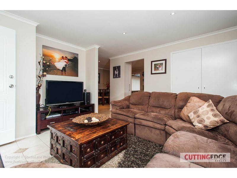 1/26 ARTISTS AVE, Oxenford QLD 4210