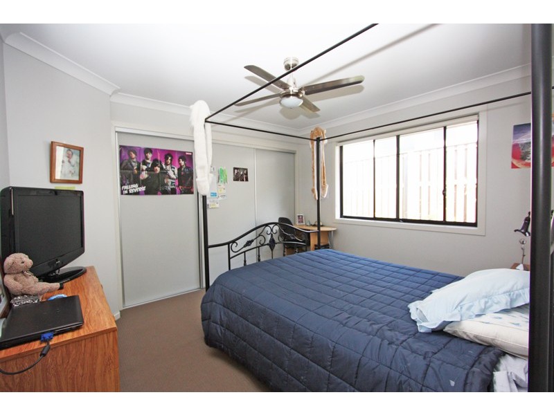 9 Morning Sun Ct, Maudsland QLD 4210