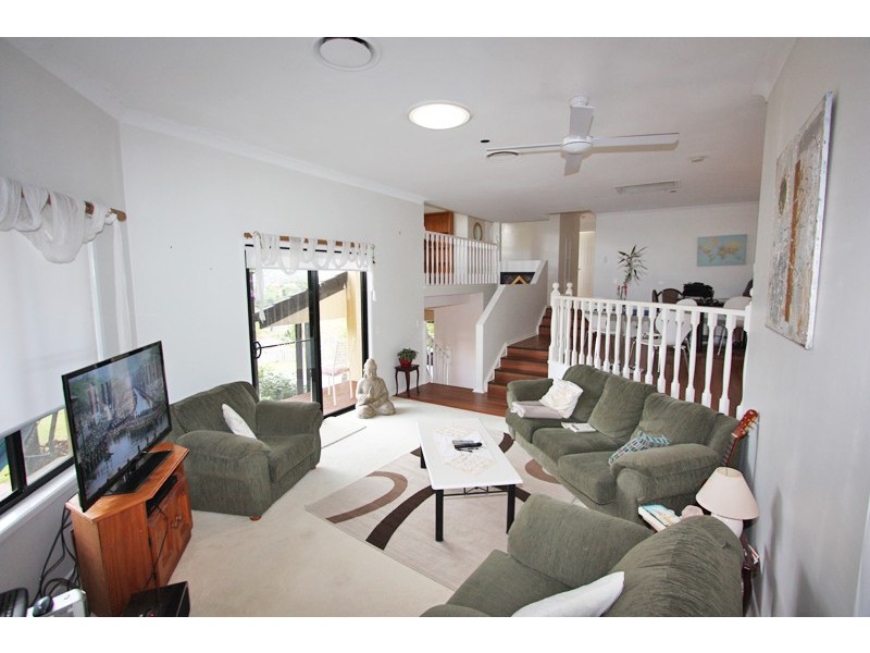 14 Austral Cres, Pacific Pines QLD 4211