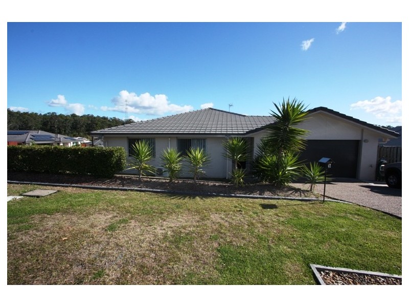 5 Gascoyne st, Pacific Pines QLD 4211