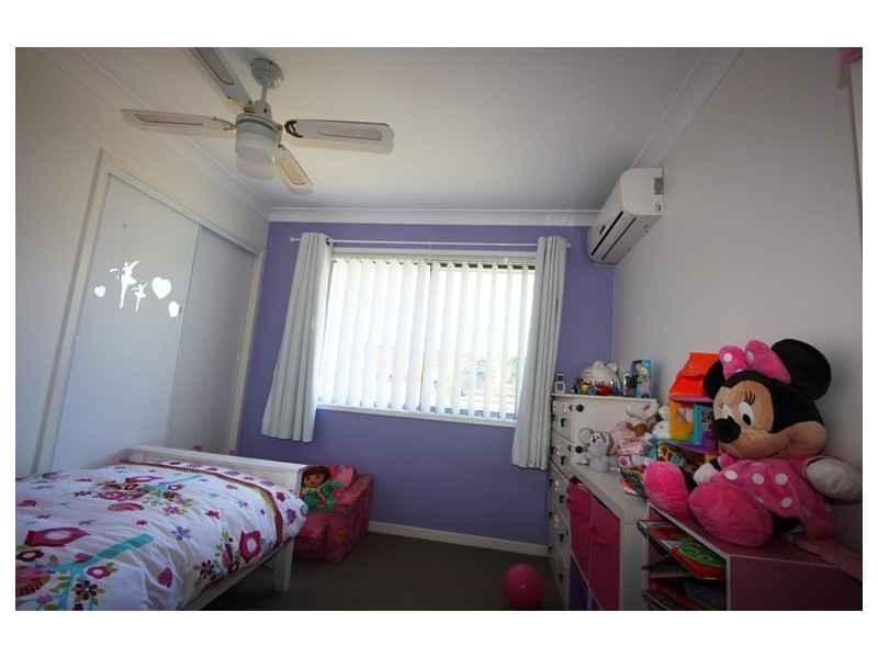 5 Gascoyne st, Pacific Pines QLD 4211