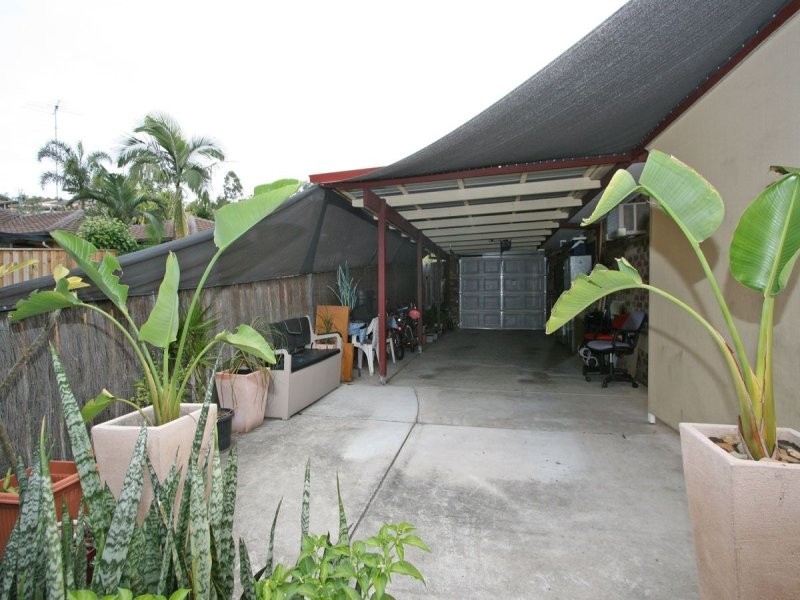 39 Capricorn Dr, Pacific Pines QLD 4211