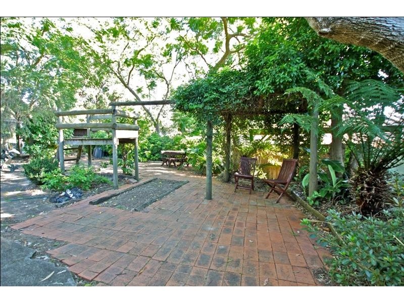 7 McLean Avenue, Chatswood NSW 2067