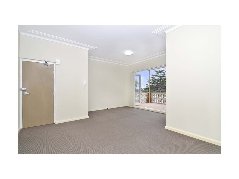 13/200 Pacific Hwy (Cnr. Westbourne), Lindfield NSW 2070