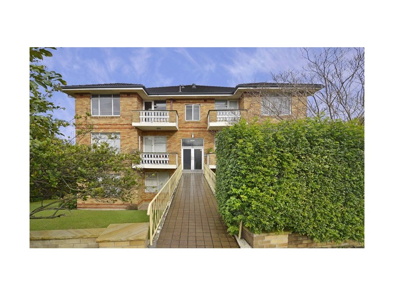 13/200 Pacific Hwy (Cnr. Westbourne), Lindfield NSW 2070