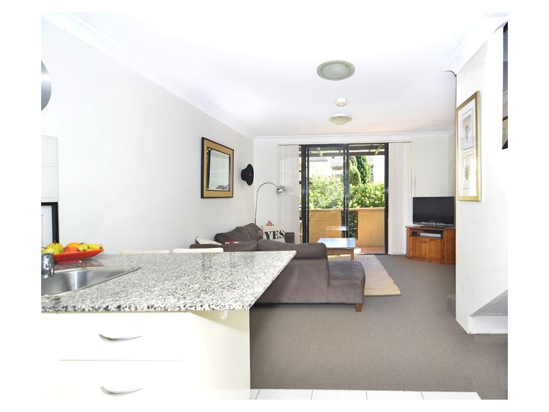 14/ 5-17 Pacific Highway (Cnr Boundary St), Roseville NSW 2069