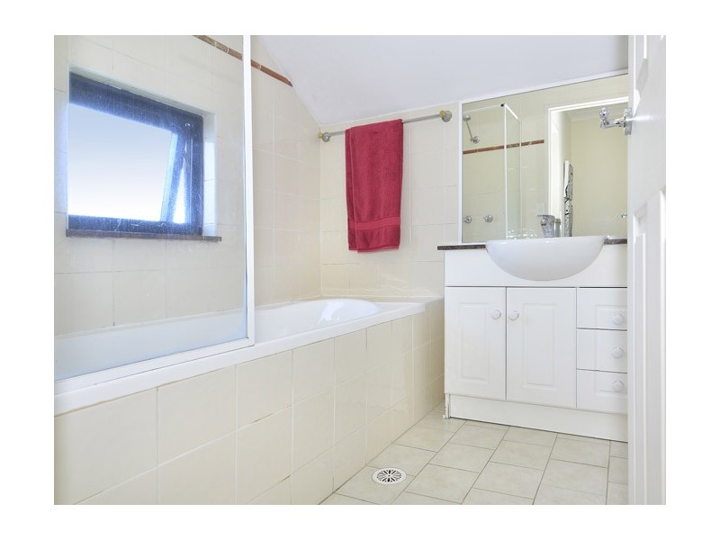 14/ 5-17 Pacific Highway (Cnr Boundary St), Roseville NSW 2069