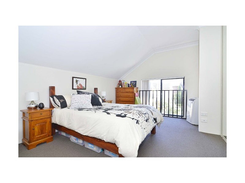 14/ 5-17 Pacific Highway (Cnr Boundary St), Roseville NSW 2069