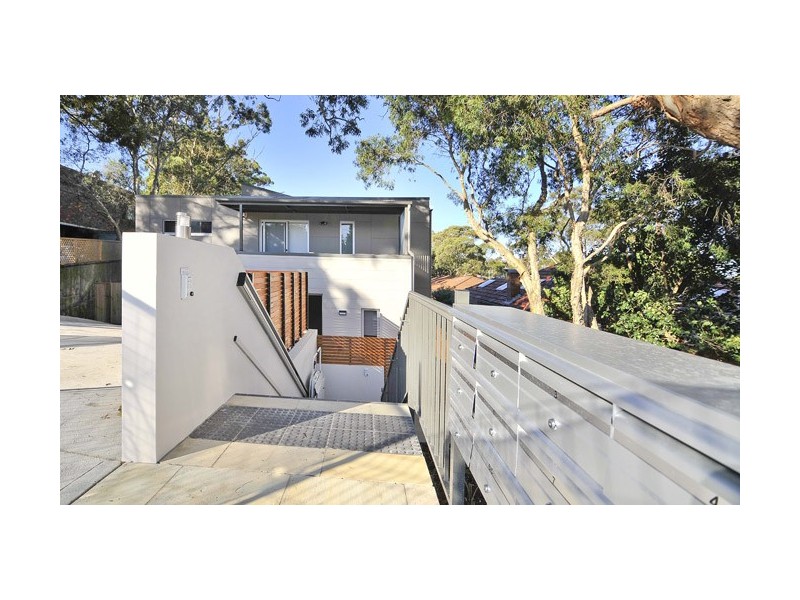 99 Eastern Valley Way, Castlecrag NSW 2068