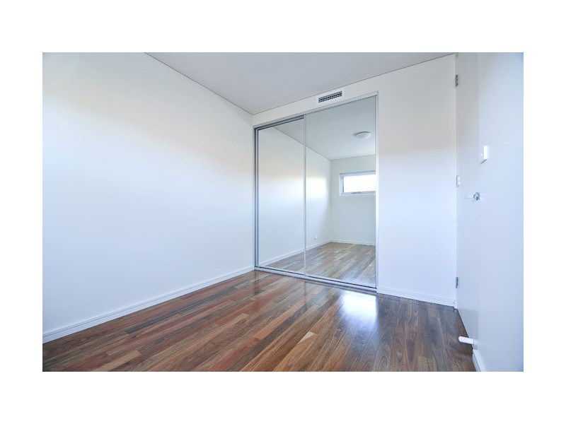 99 Eastern Valley Way, Castlecrag NSW 2068