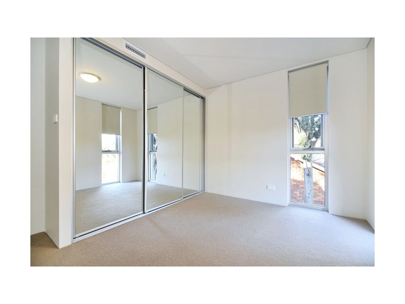 99 Eastern Valley Way, Castlecrag NSW 2068