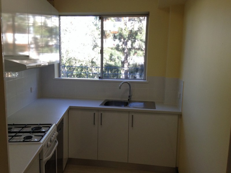 4/8 Centennial Avenue, Chatswood NSW 2067