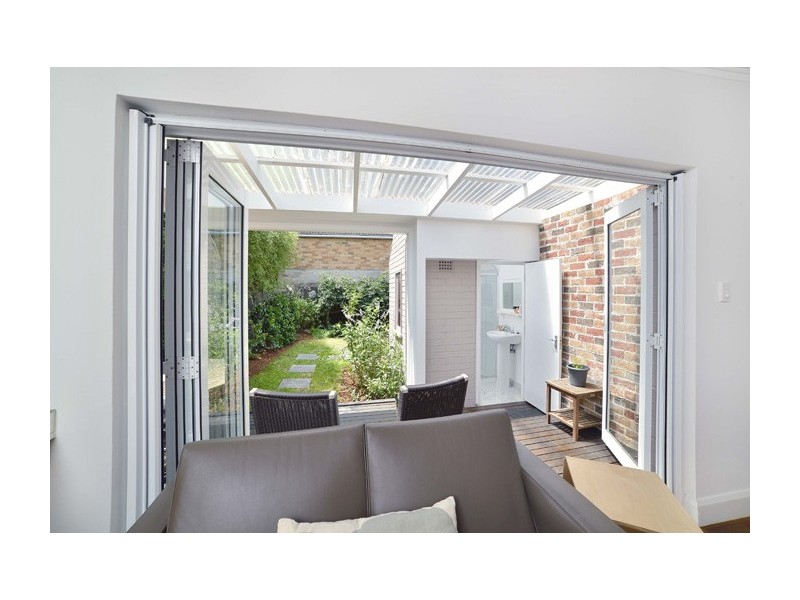 11 Carr St – Corner of Carr and Clifton St, Waverton NSW 2060