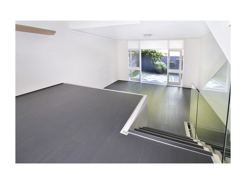2/2 Trafalgar Street, Crows Nest NSW 2065
