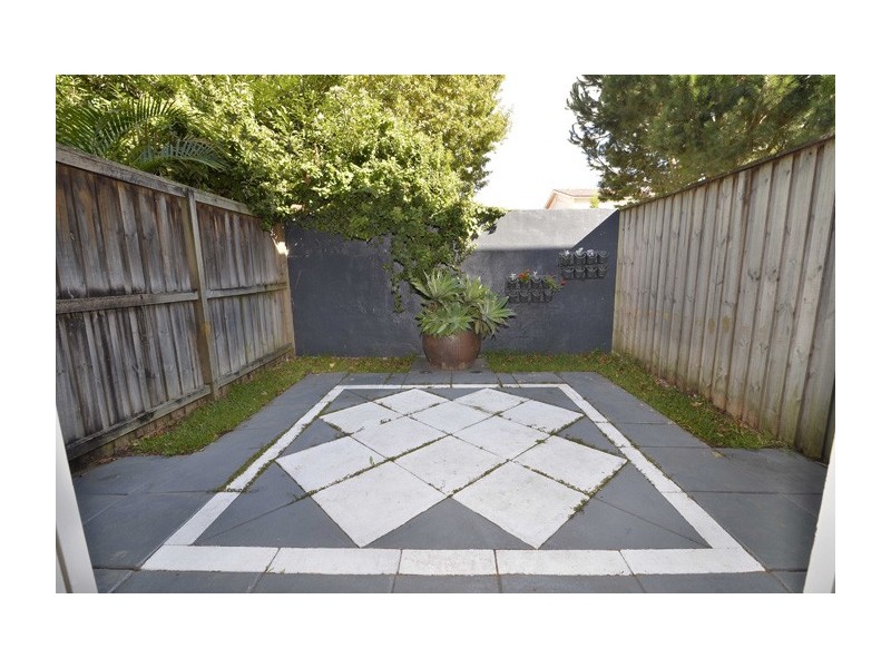 2/2 Trafalgar Street, Crows Nest NSW 2065