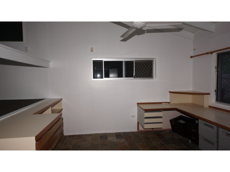 11 Gans Court, Eimeo QLD 4740