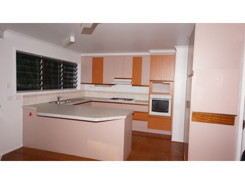 11 Gans Court, Eimeo QLD 4740