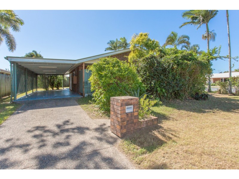 2 Tammy Court, Ooralea QLD 4740