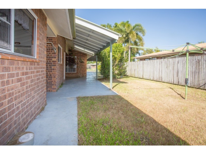 2 Tammy Court, Ooralea QLD 4740