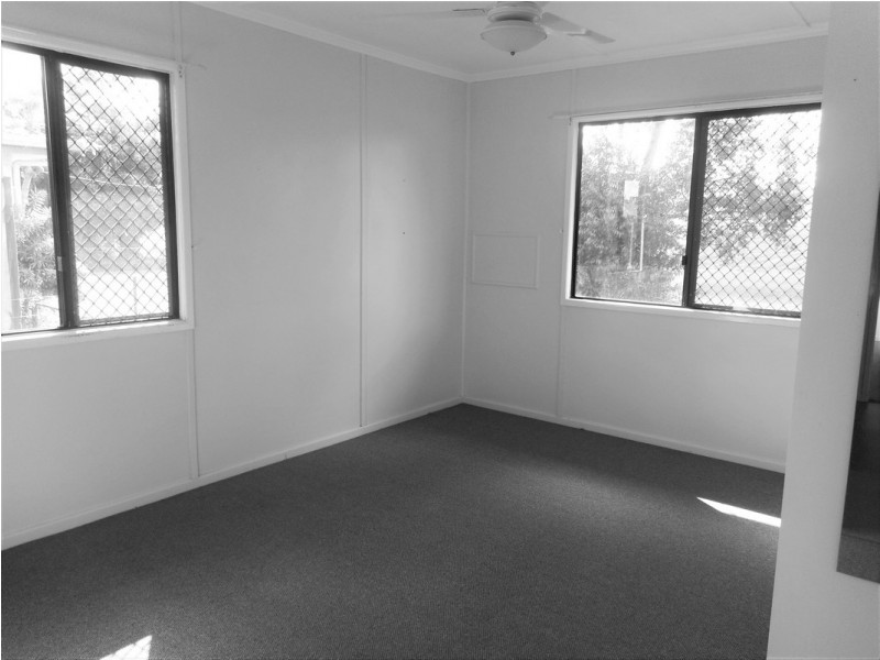 30 Alice Street, Mirani QLD 4754