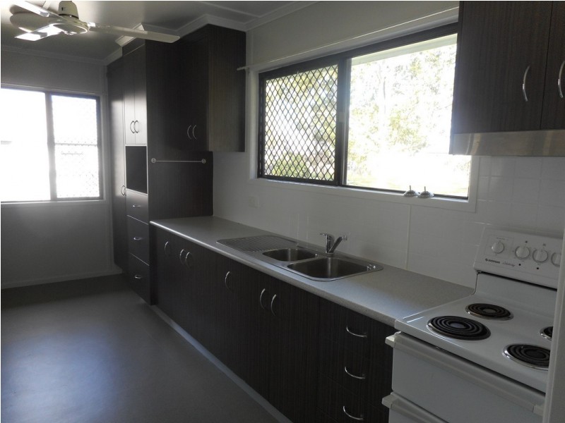 30 Alice Street, Mirani QLD 4754