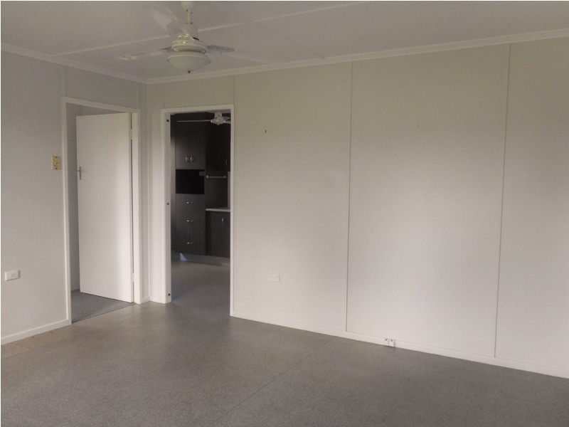 30 Alice Street, Mirani QLD 4754