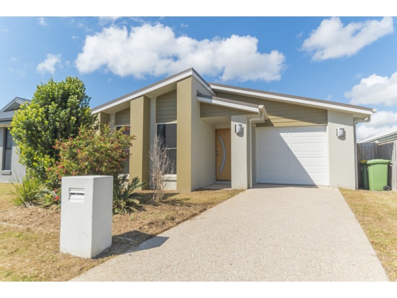 185 Whitehaven Drive, Blacks Beach QLD 4740