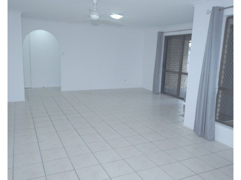 41 Pacific Drive, Blacks Beach QLD 4740