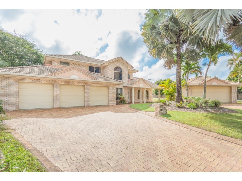 1 Glenhorn Close, West Mackay QLD 4740
