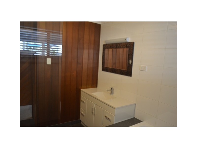 18 Bourke Street, Blacks Beach QLD 4740