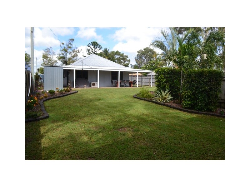 18 Bourke Street, Blacks Beach QLD 4740