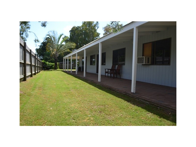 18 Bourke Street, Blacks Beach QLD 4740