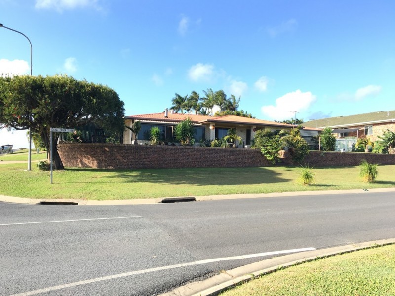1 Challenger Street, Beaconsfield QLD 4740