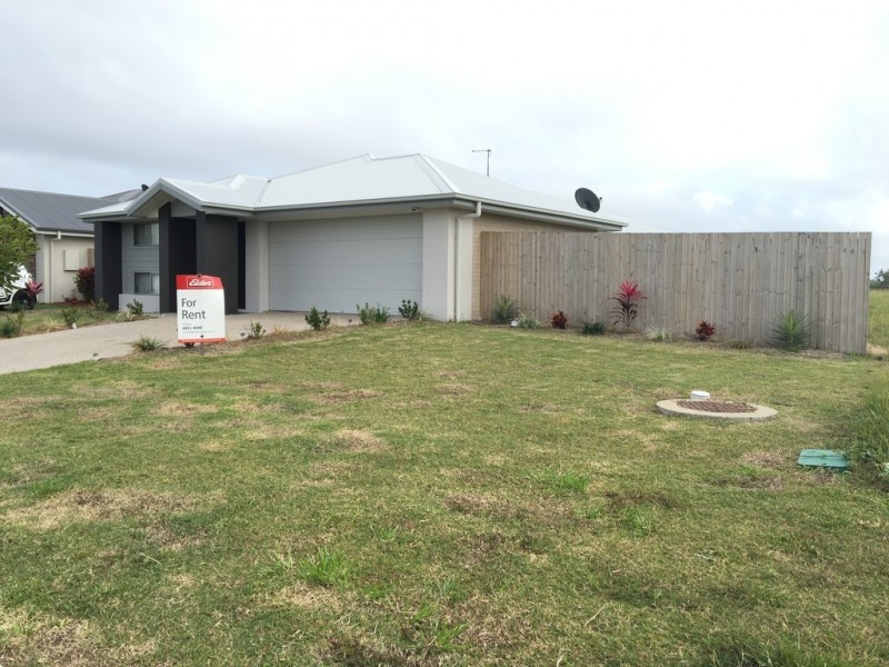 4 Williamtown Court, Rural View QLD 4740